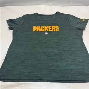 Women’s Nike Packers shirt